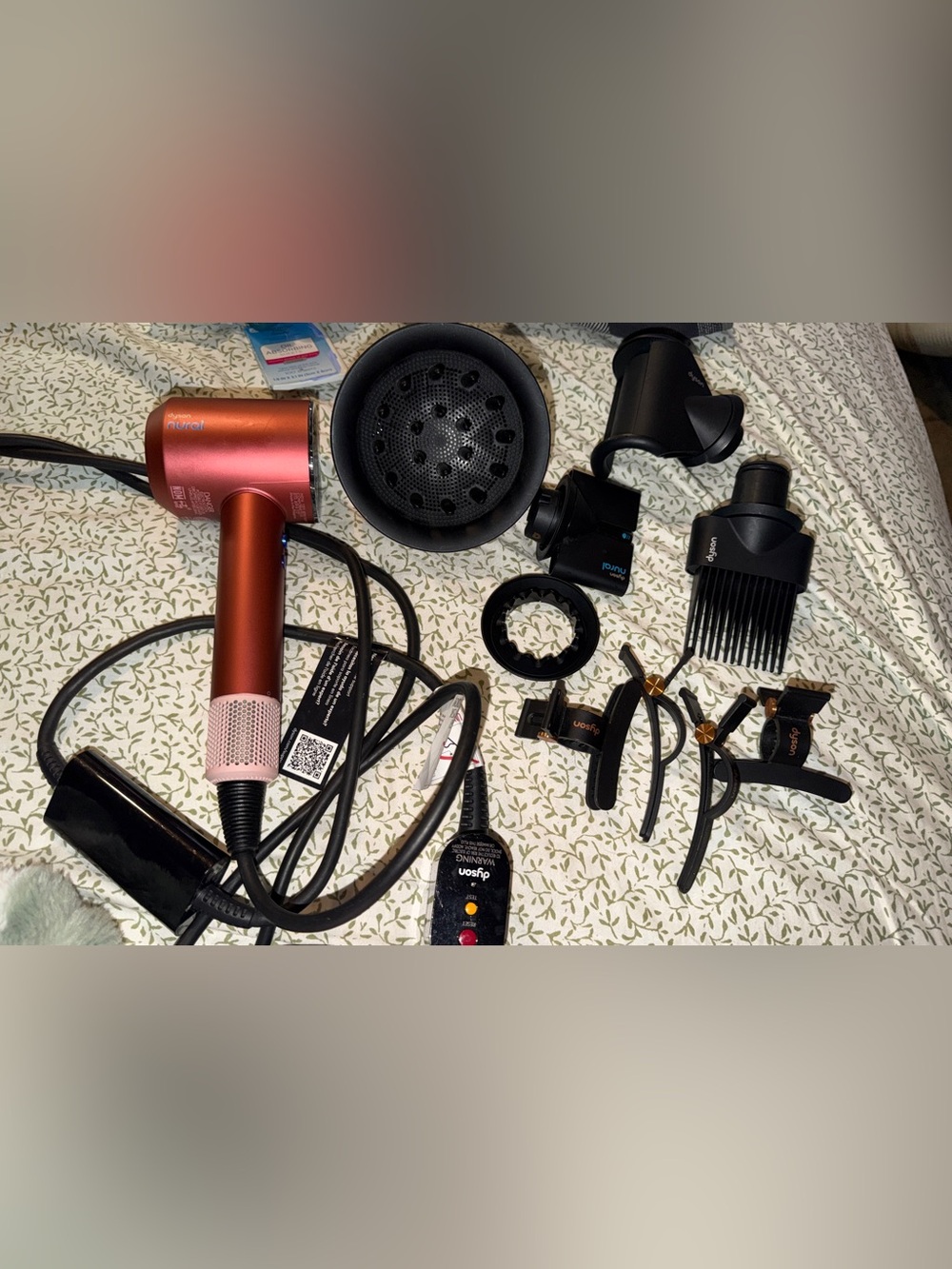 Dyson Supersonic Nural Hair Dryer with attachments